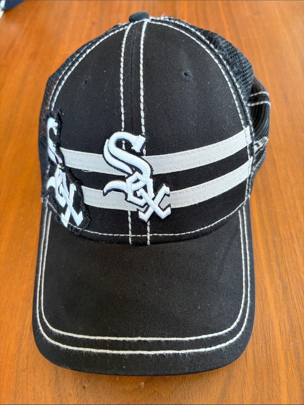 New Era Black and White Chicago White Sox Trucker Cap